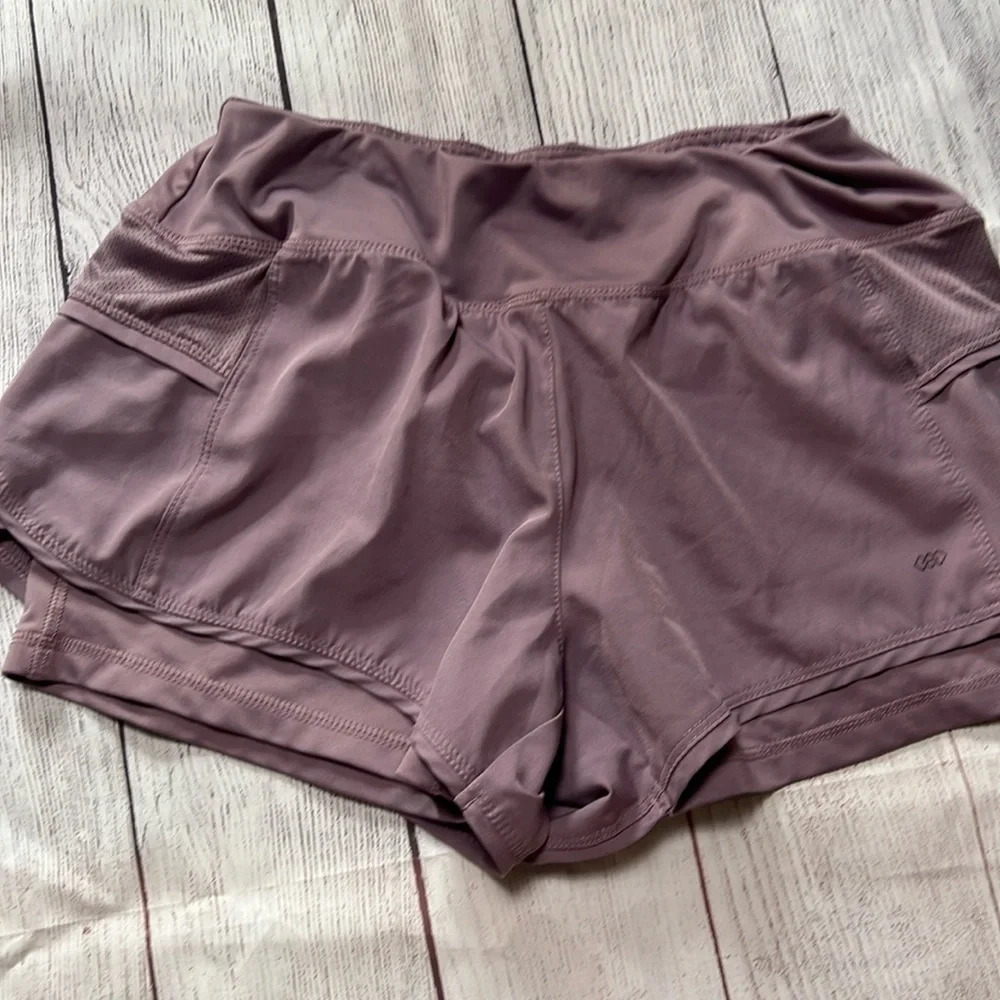 Legends Size Small